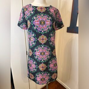 J. Crew Black Short Sleeve Medallion Print Shift Dress Sz 0